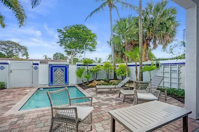 $975,000 | 3909 Northeast 21st Avenue, Unit 1, Fort Lauderdale, FL 33308