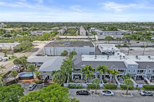 $975,000 | 3909 Northeast 21st Avenue, Unit 1, Fort Lauderdale, FL 33308