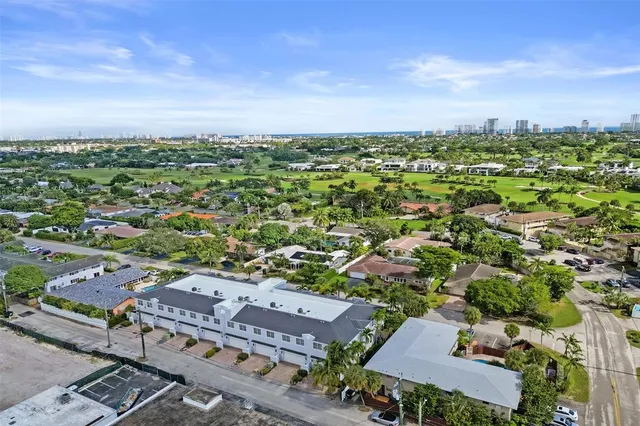 $975,000 | 3909 Northeast 21st Avenue, Unit 1, Fort Lauderdale, FL 33308