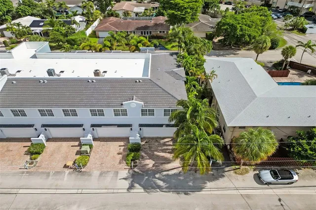 $975,000 | 3909 Northeast 21st Avenue, Unit 1, Fort Lauderdale, FL 33308