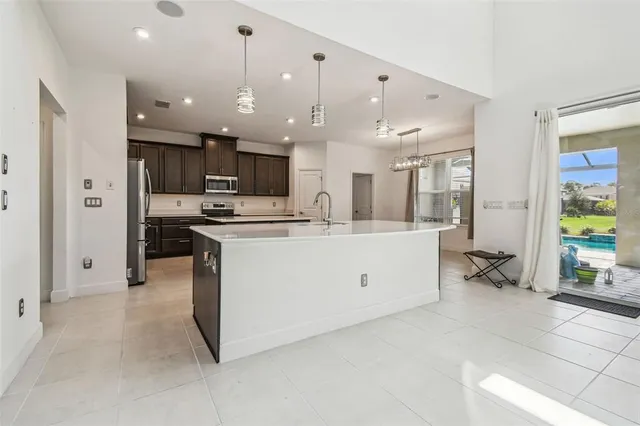 $750,000 | 7024 Bradbury Circle, Wesley Chapel, FL 33545