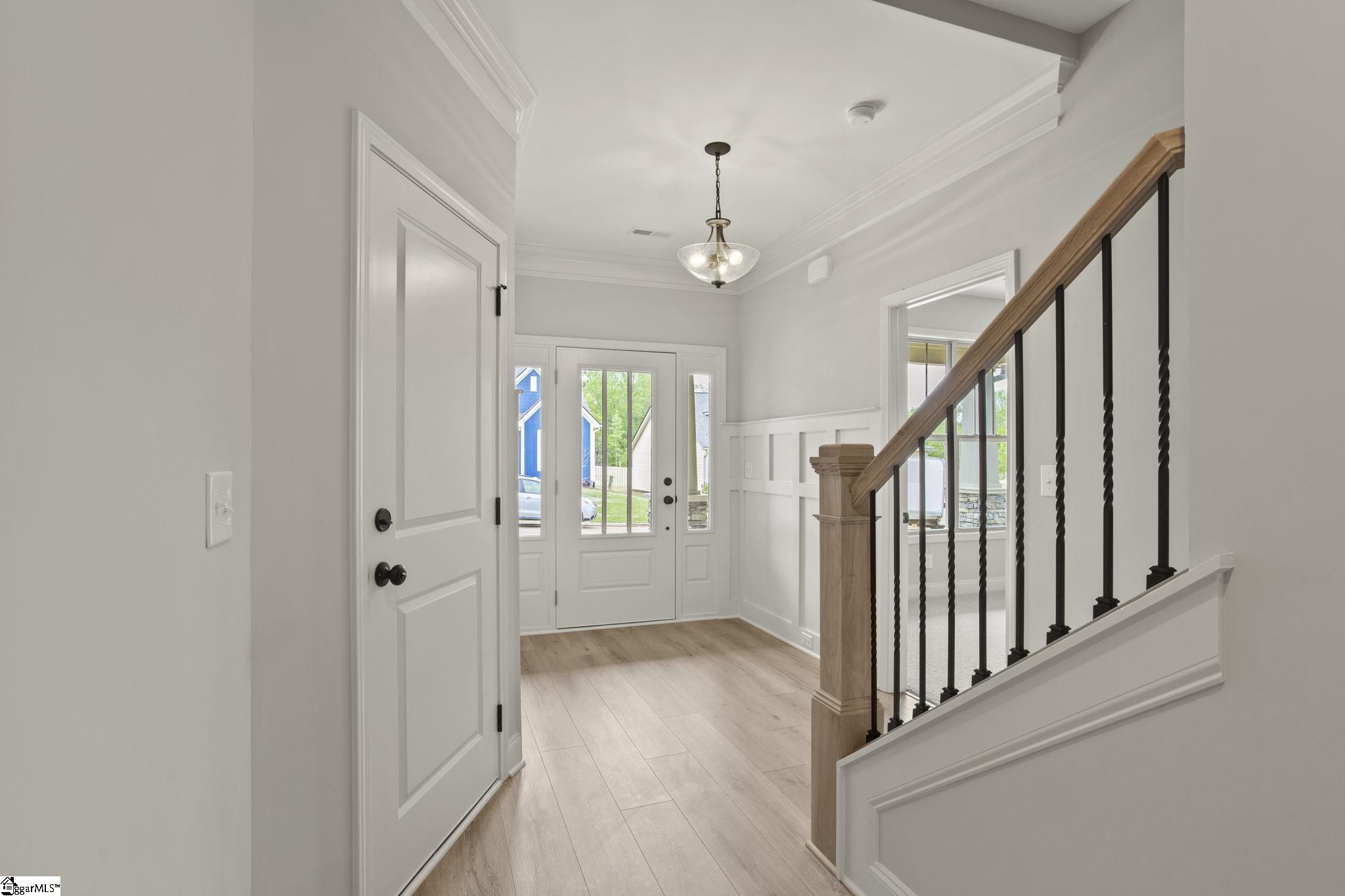 604 Marwood Court Greenville, SC 29607 - Photo 6 of 38