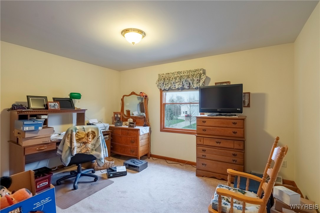 6455 Strickler Road Clarence, NY 14031 - Photo 19 of 32