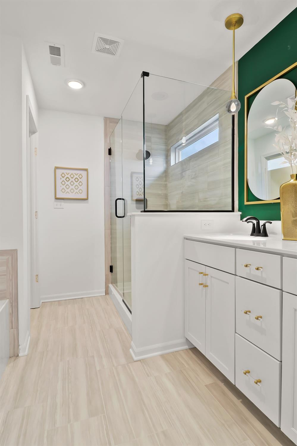 8726 Burr Rdg Circle Crown Point, IN 46307 - Photo 14 of 19 a spacious bathroom with a sink and a mirror