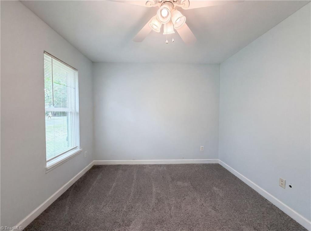 304 Field Street Graham, NC 27253 - Photo 10 of 16