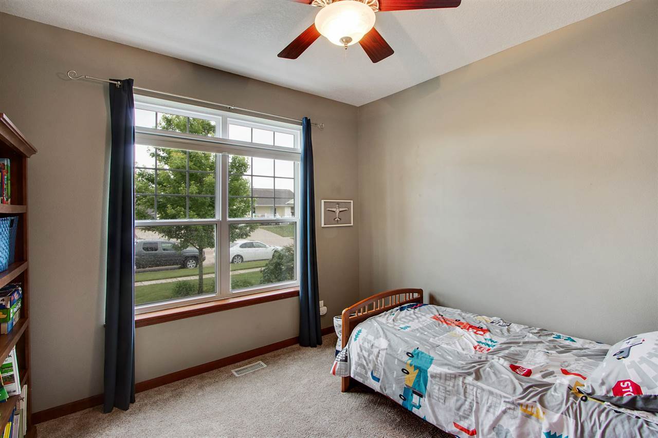 6607 Harrison Road Southwest Cedar Rapids, IA 52404 - Photo 18 of 34 Gallery Image 18