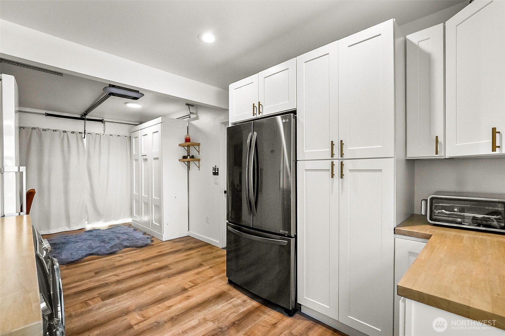 9619 224th Street Southwest Edmonds, WA 98020 - Photo 14 of 40