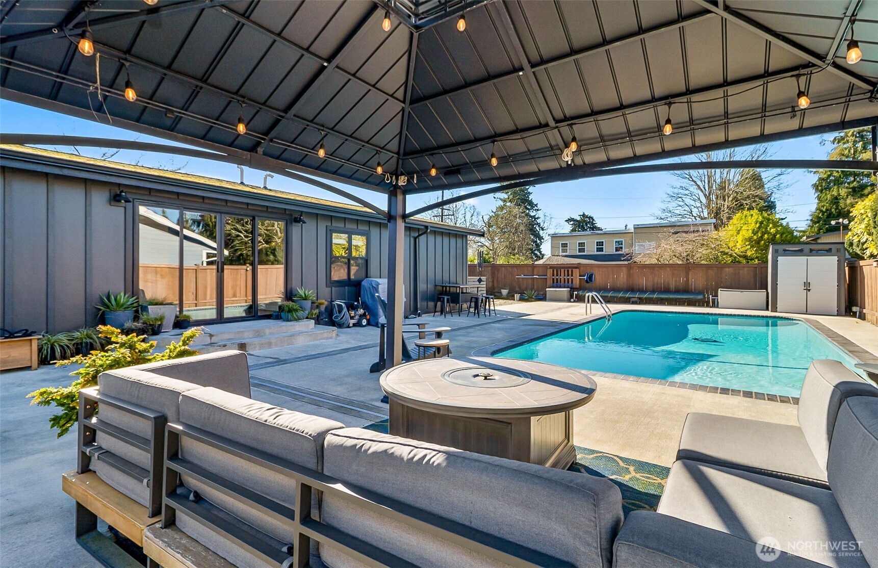 9619 224th Street Southwest Edmonds, WA 98020 - Photo 3 of 40