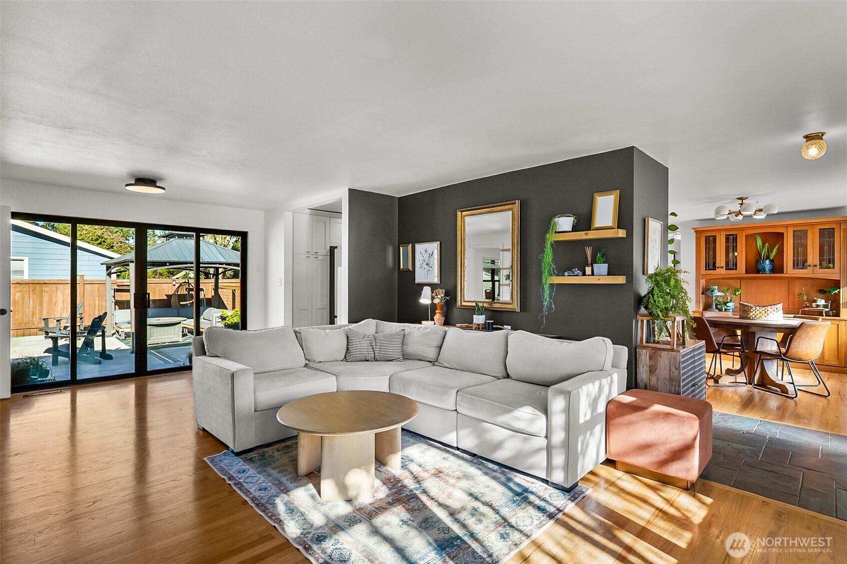 9619 224th Street Southwest Edmonds, WA 98020 - Photo 4 of 40