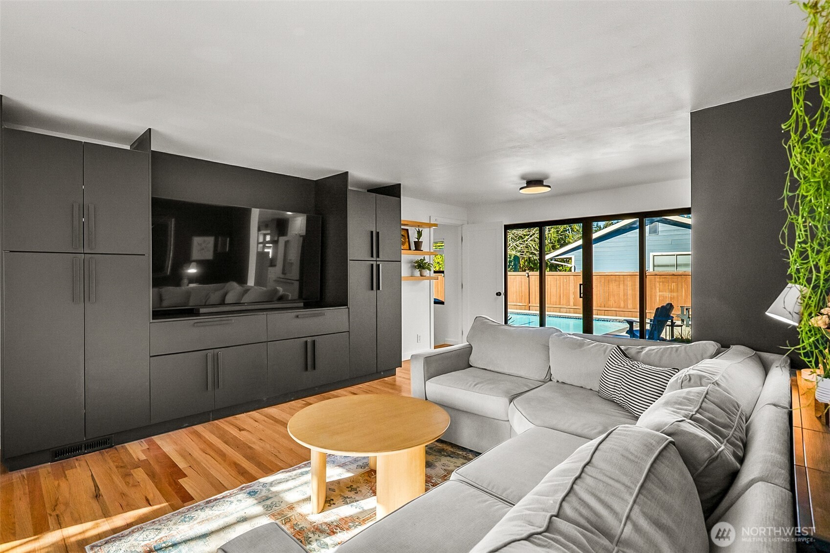 9619 224th Street Southwest Edmonds, WA 98020 - Photo 5 of 40