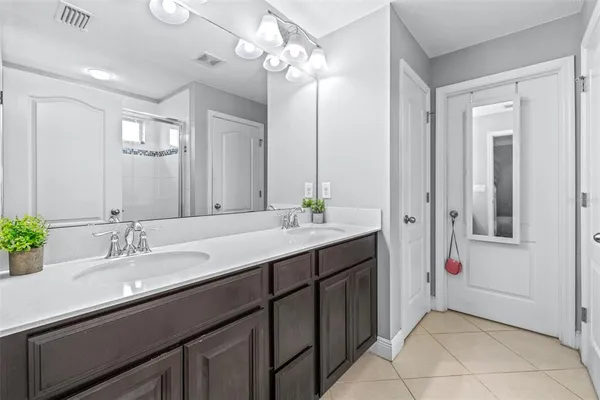 $385,000 | 11150 Abaco Island Avenue, Riverview, FL 33579