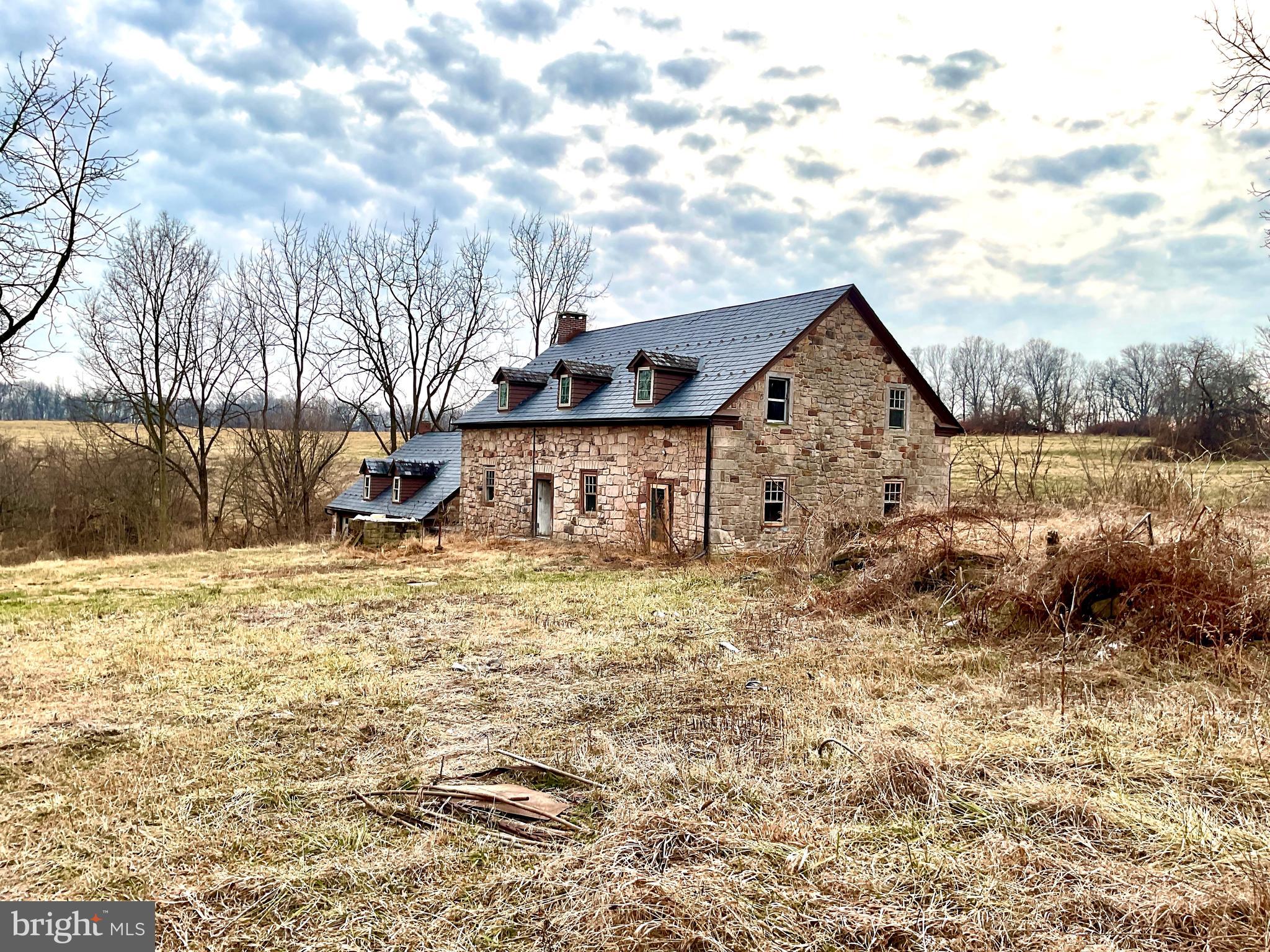 1500 Furnace Hills Pike Lititz, PA 17543 - Photo 7 of 50