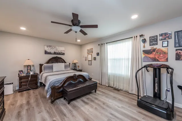 $487,000 | 246 Telluride Lane, Fox Lake, IL 60020