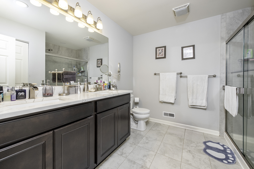 246 Telluride Lane Fox Lake, IL 60020 - Photo 20 of 29