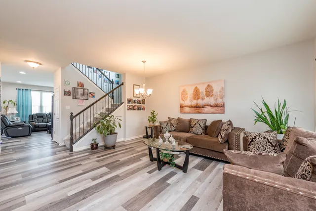 $487,000 | 246 Telluride Lane, Fox Lake, IL 60020