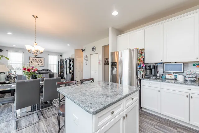 $487,000 | 246 Telluride Lane, Fox Lake, IL 60020