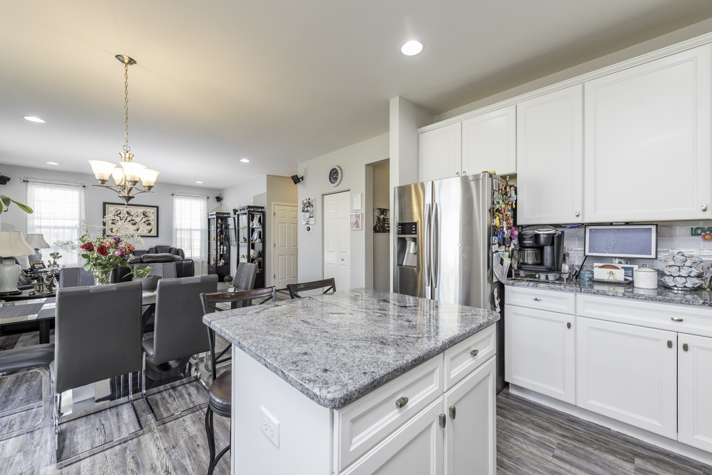 246 Telluride Lane Fox Lake, IL 60020 - Photo 7 of 29