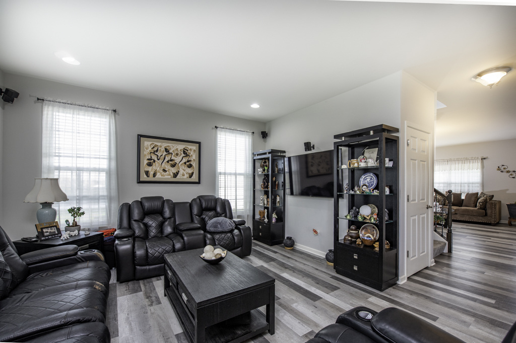 246 Telluride Lane Fox Lake, IL 60020 - Photo 10 of 29