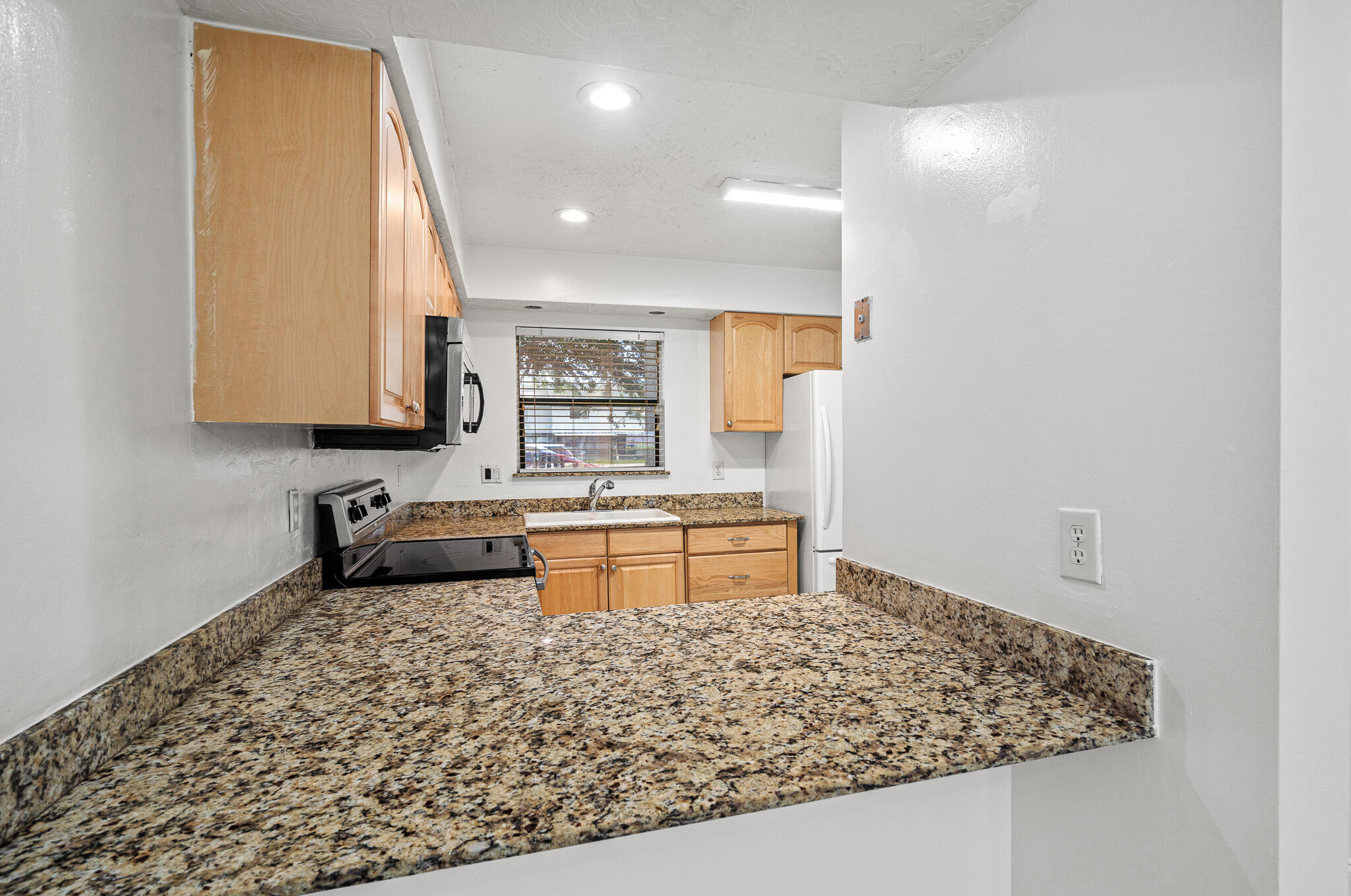 4301 Inlet Circle Greenacres, FL 33463 - Photo 8 of 48 DSC00093