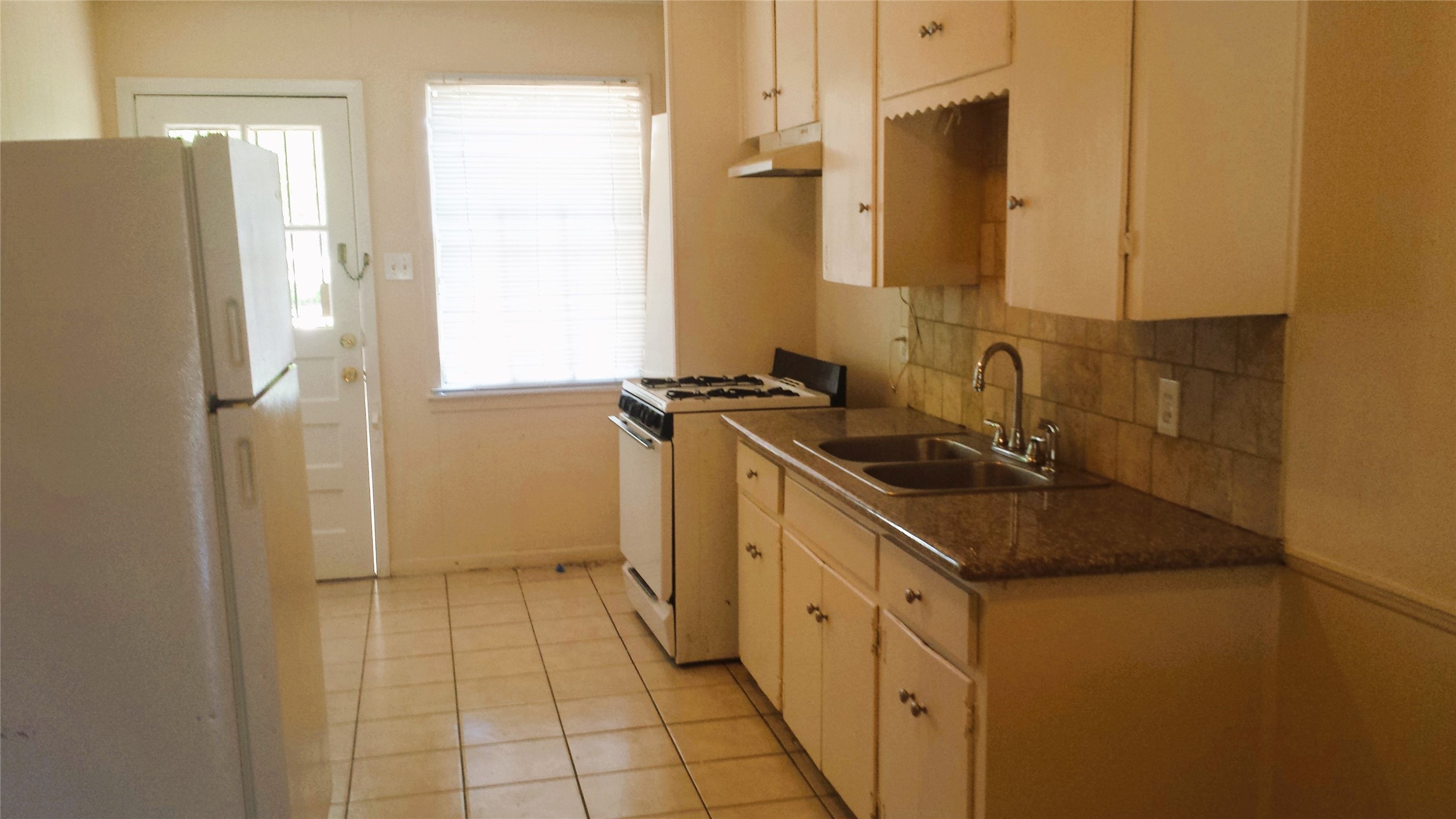 3810 Cochran Street Houston, TX 77009 - Photo 2 of 12