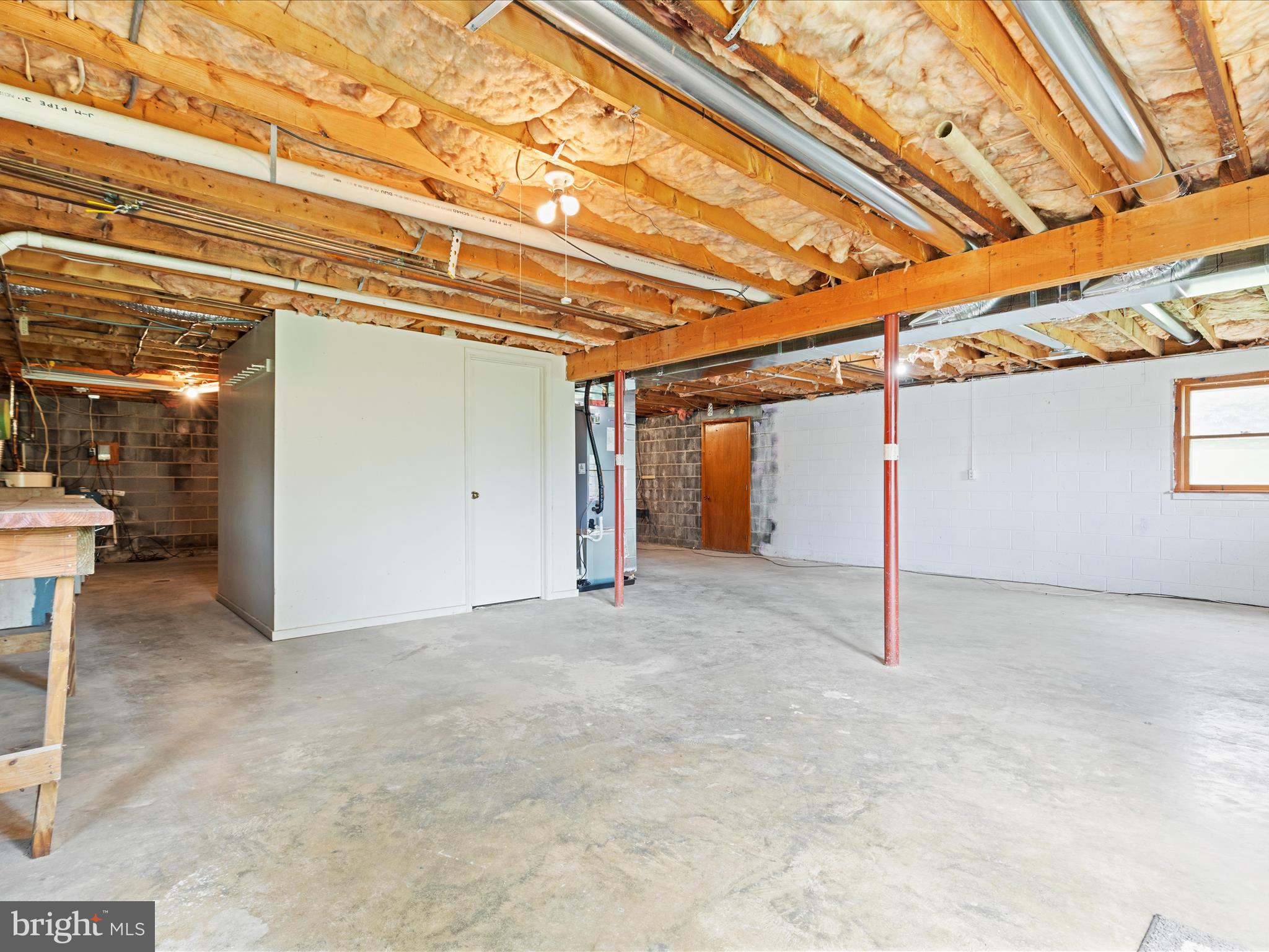 13970 Back Road Strasburg, VA 22657 - Photo 25 of 68 a view of a garage