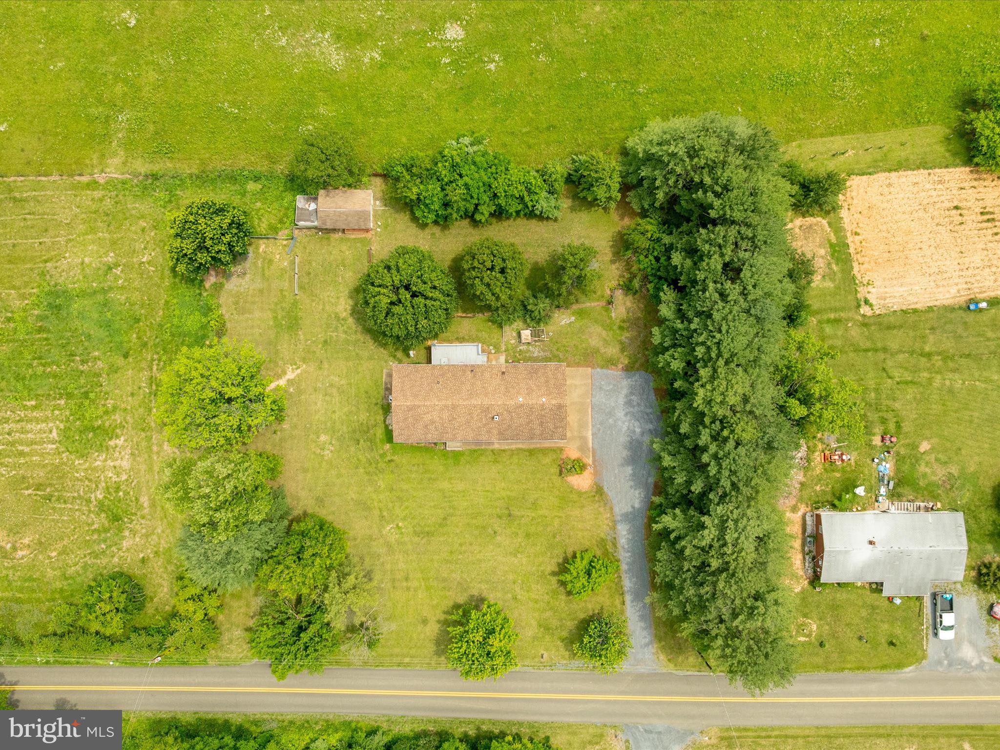13970 Back Road Strasburg, VA 22657 - Photo 40 of 68 an aerial view of ocean with residential house
