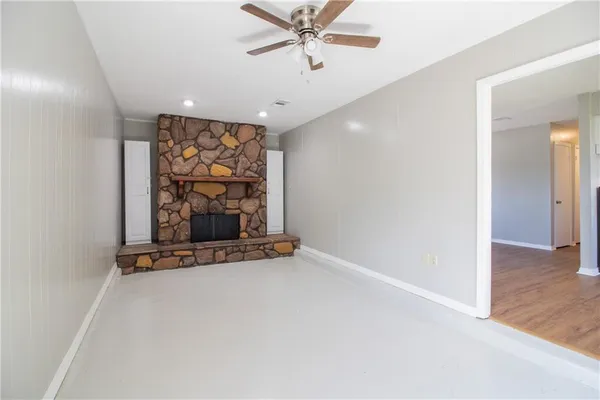 $185,000 | 1962 Longwood Court, Laplace, LA 70068