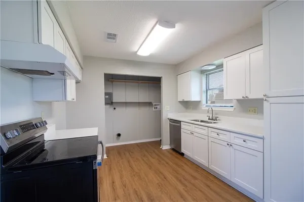 $185,000 | 1962 Longwood Court, Laplace, LA 70068