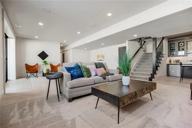 $795,650 | 16781 South Fellows Street, Greenwood, MO 64034