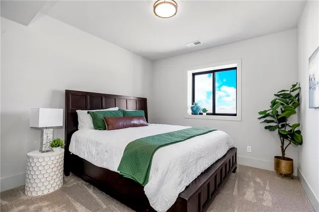 $795,650 | 16781 South Fellows Street, Greenwood, MO 64034