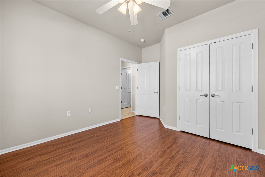 147 Prairie Creek Trail Georgetown, TX 78633 - Photo 18 of 31 Secondary Bedroom