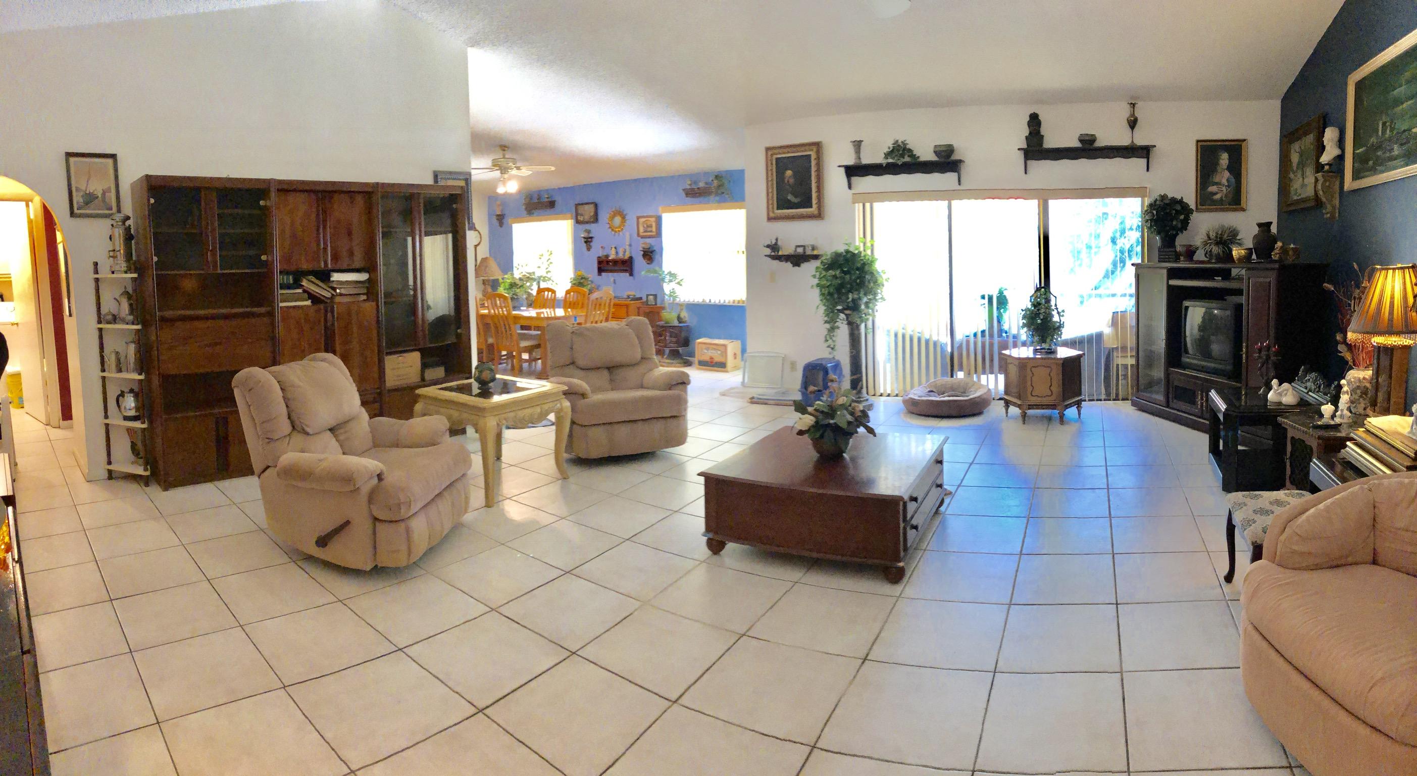 7770 Texas Trail Boca Raton, FL 33487 - Photo 4 of 17 CC0F2829-5984-46F6-9FB7-E3C97D3F38E7