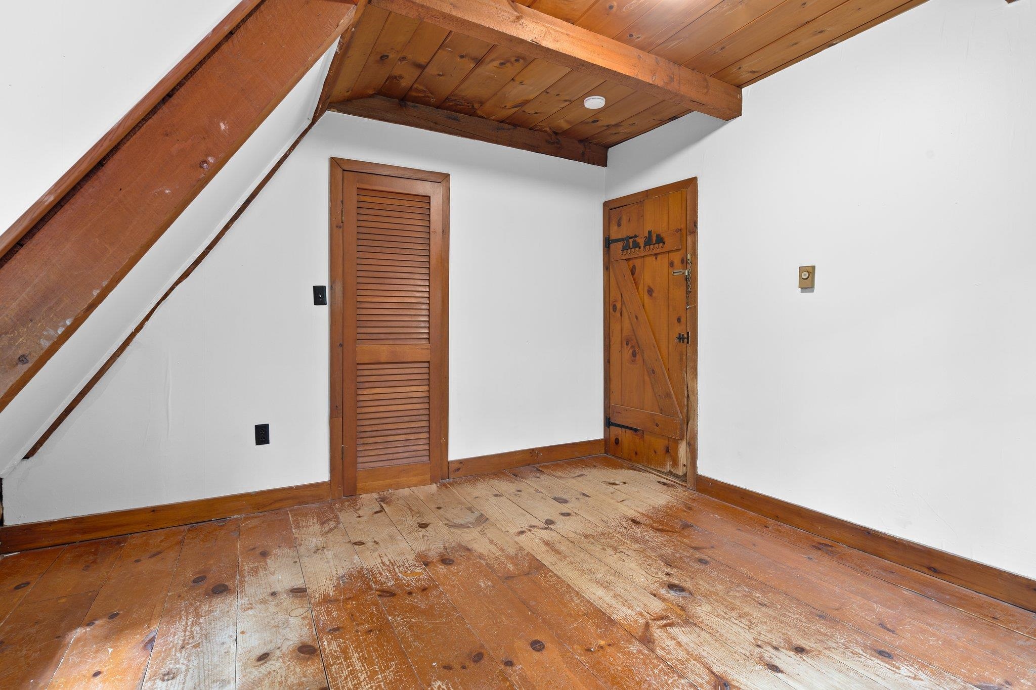 69 Stage Road Nottingham, NH 03290 - Photo 17 of 34