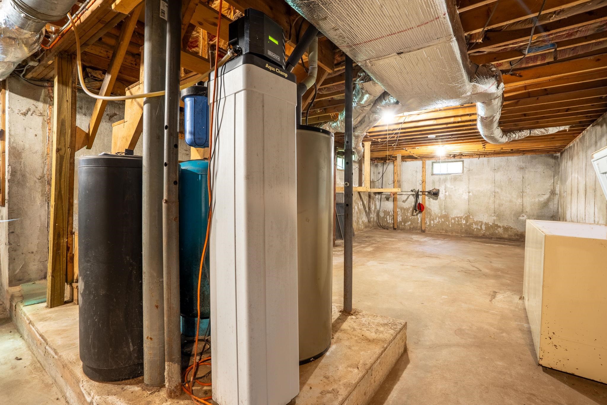 69 Stage Road Nottingham, NH 03290 - Photo 25 of 34