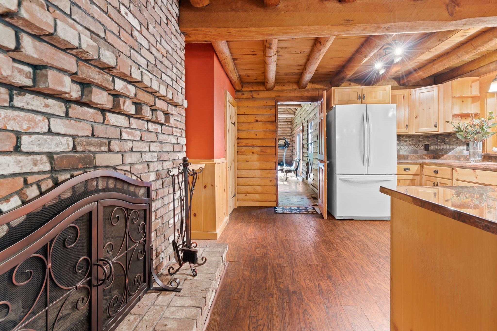 69 Stage Road Nottingham, NH 03290 - Photo 6 of 34