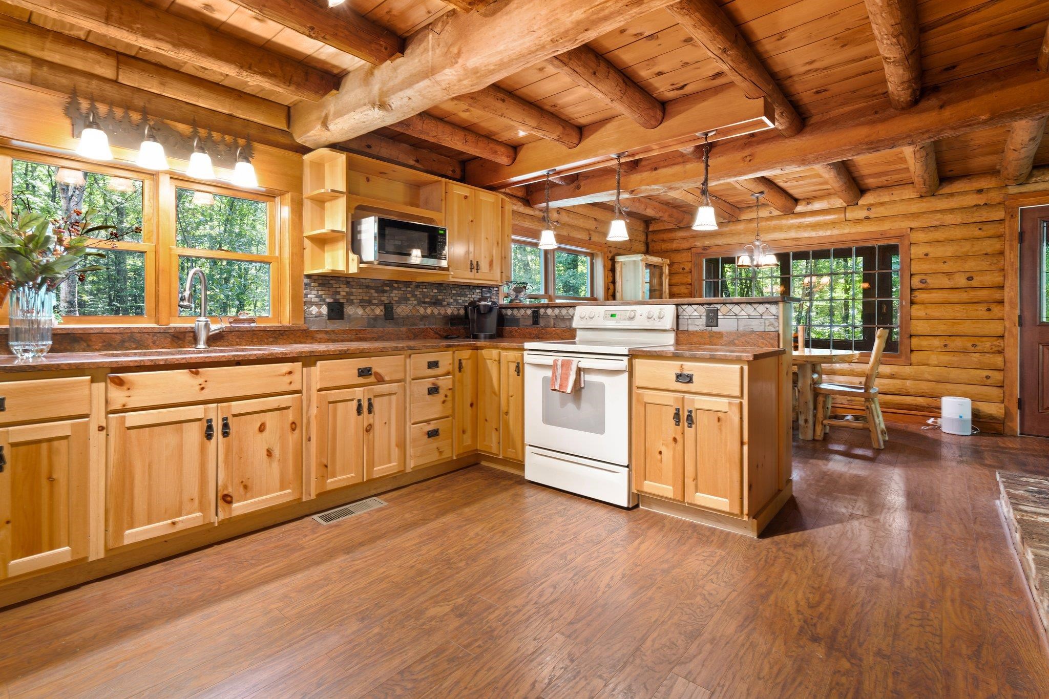 69 Stage Road Nottingham, NH 03290 - Photo 7 of 34