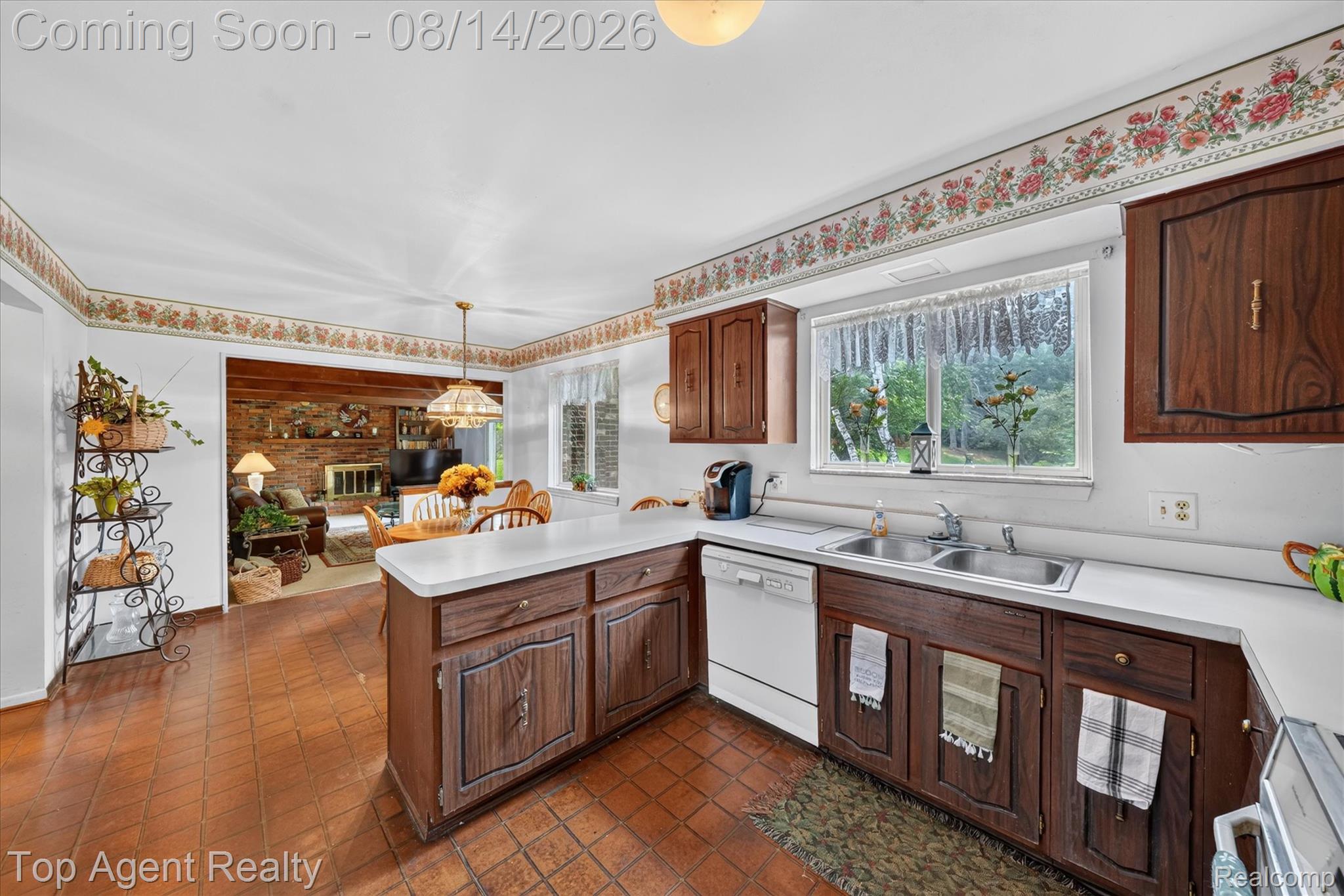 6084 Deguise Court Rochester, MI 48306 - Photo 3 of 50 14-6084-Deguise-Ct-Rochester-Hills-WindowStill.jpg