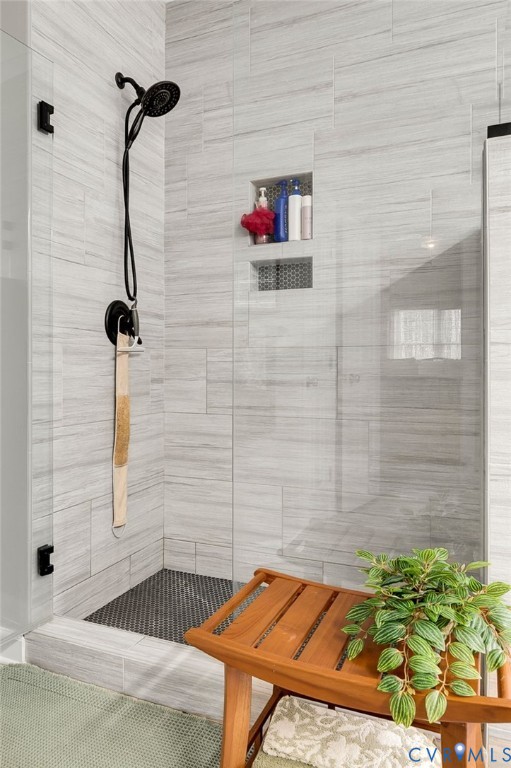 6109 Autumn Bluff Road Powhatan, VA 23139 - Photo 15 of 28 a bathroom with a shower