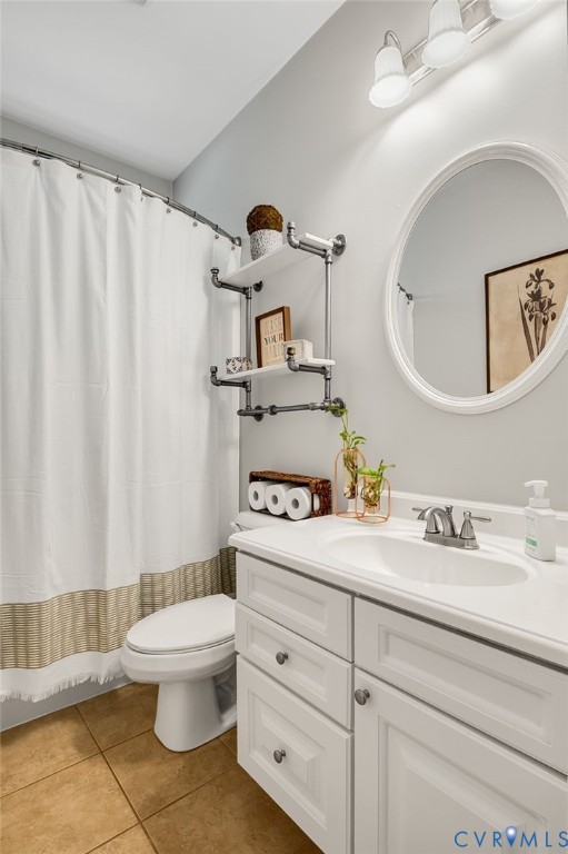 6109 Autumn Bluff Road Powhatan, VA 23139 - Photo 18 of 28 a bathroom with a sink a toilet and mirror