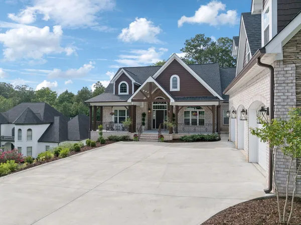 $1,050,000 | 717 Pembridge Circle, Cleveland, TN 37312
