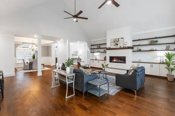 $1,050,000 | 717 Pembridge Circle, Cleveland, TN 37312