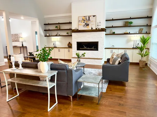 $1,050,000 | 717 Pembridge Circle, Cleveland, TN 37312