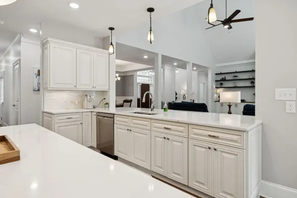 $1,050,000 | 717 Pembridge Circle, Cleveland, TN 37312