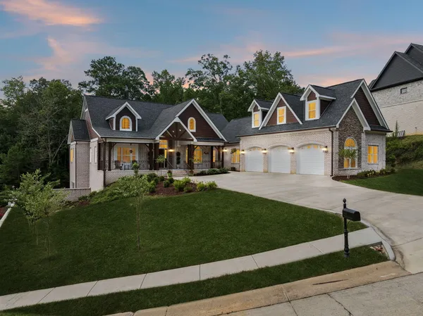$1,050,000 | 717 Pembridge Circle, Cleveland, TN 37312