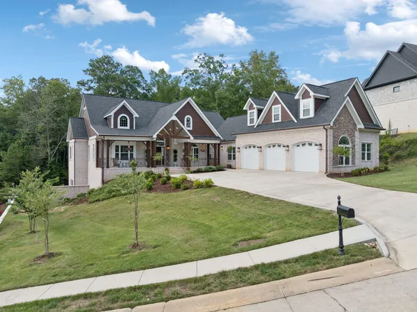 $1,050,000 | 717 Pembridge Circle, Cleveland, TN 37312