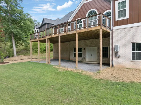 $1,050,000 | 717 Pembridge Circle, Cleveland, TN 37312
