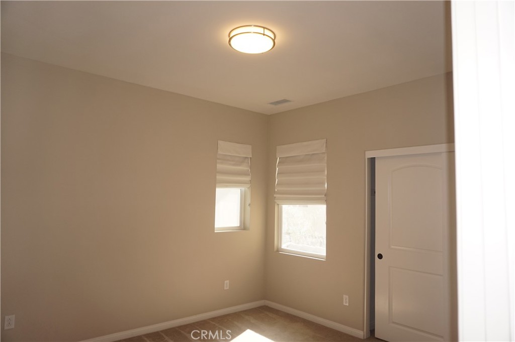 62 Barnes Road Tustin, CA 92782 - Photo 16 of 27