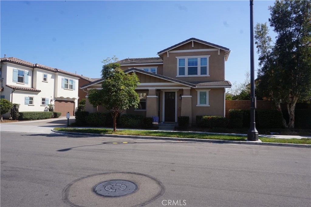 62 Barnes Road Tustin, CA 92782 - Photo 2 of 27