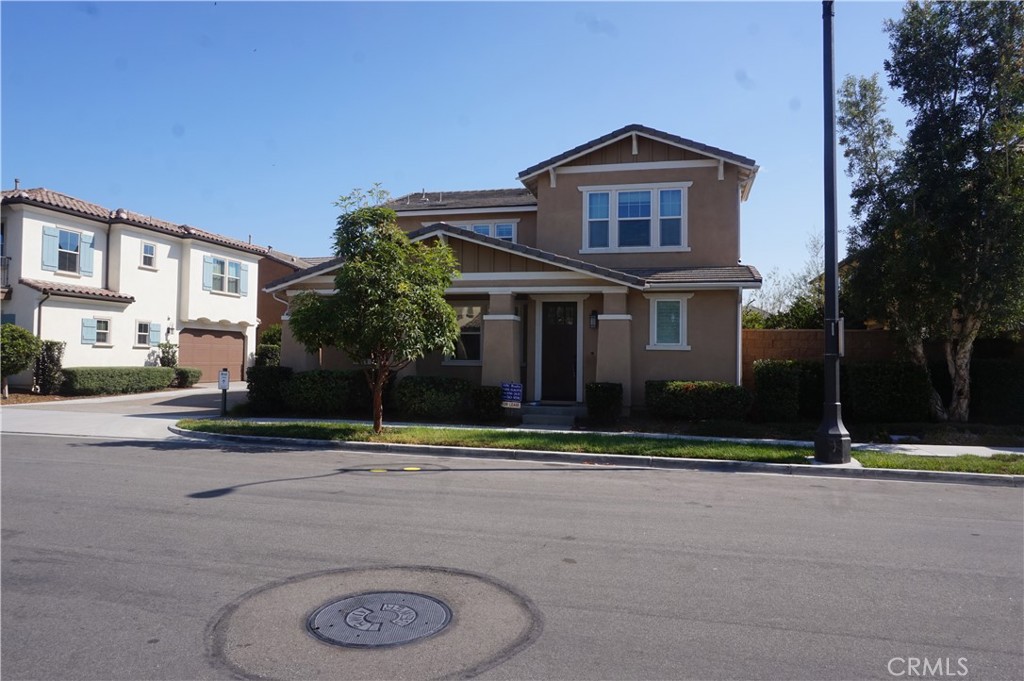 62 Barnes Road Tustin, CA 92782 - Photo 5 of 27