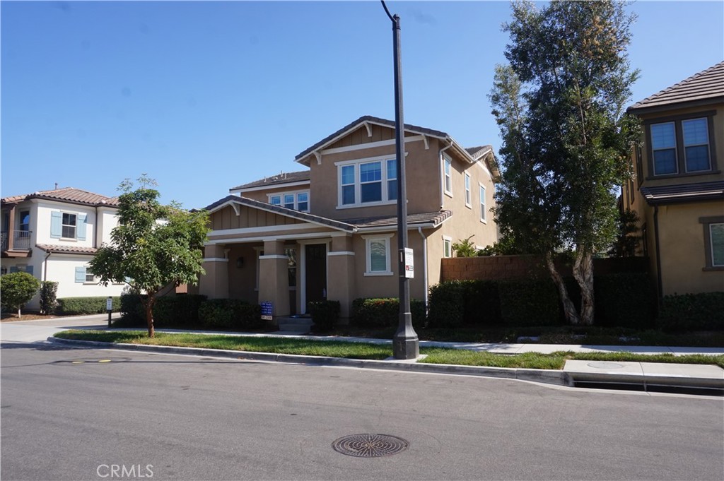 62 Barnes Road Tustin, CA 92782 - Photo 7 of 27